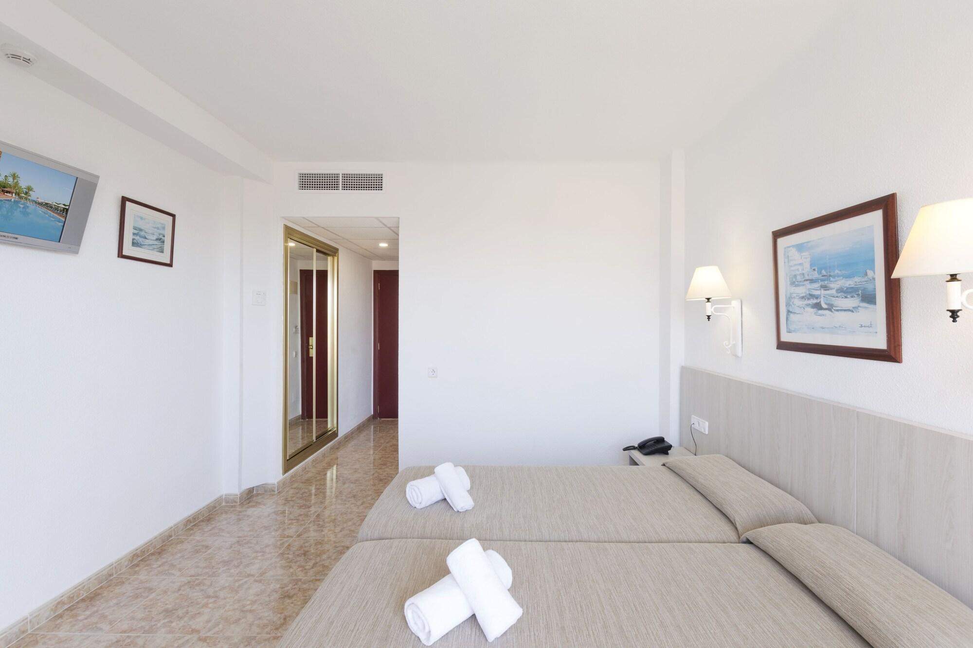 Hsm Canarios Park Calas de Mallorca Exterior foto